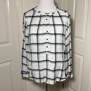 Lucky Brand woman’s top